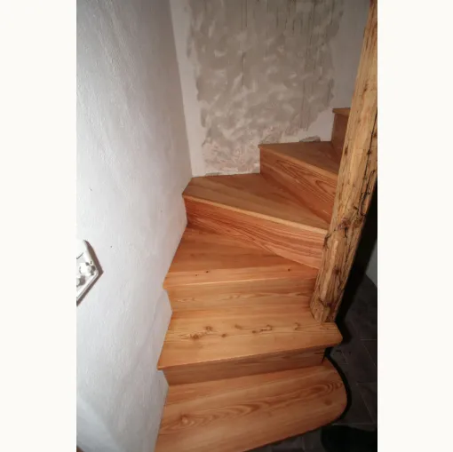 Realizzazione Scale su Misura in Legno Belluno