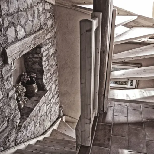 Realizzazione Scale su Misura in Legno Belluno